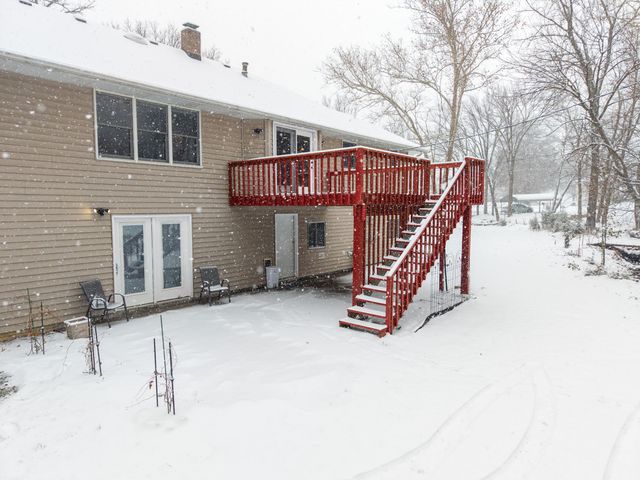 2460 N LAKE OF THE WOODS RD, Columbia, MO 65202