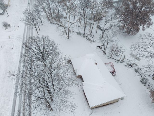 2460 N LAKE OF THE WOODS RD, Columbia, MO 65202