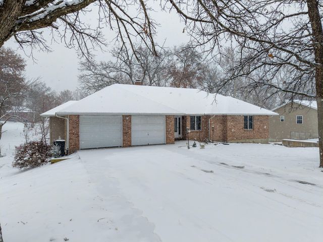 2460 N LAKE OF THE WOODS RD, Columbia, MO 65202