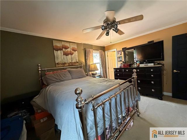 21 Drake Avenue, Monroe, NJ 08831