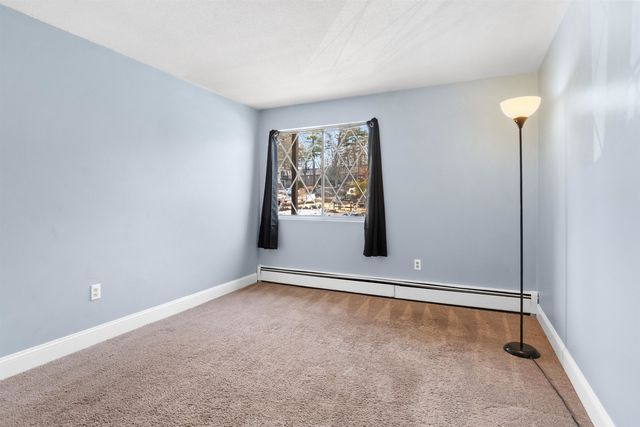 2 Silvestri Cir Unit 13, Derry, NH 03038