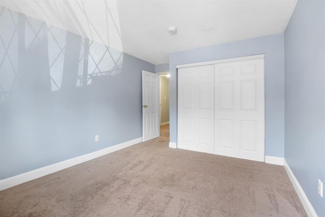 2 Silvestri Cir Unit 13, Derry, NH 03038