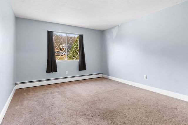 2 Silvestri Cir Unit 13, Derry, NH 03038