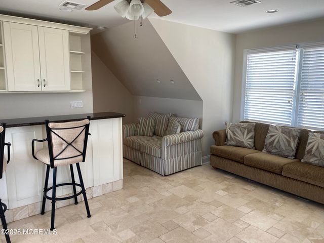 10 4th Avenue 102, Ortley Beach, NJ 08751