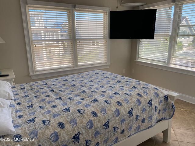 10 4th Avenue 102, Ortley Beach, NJ 08751