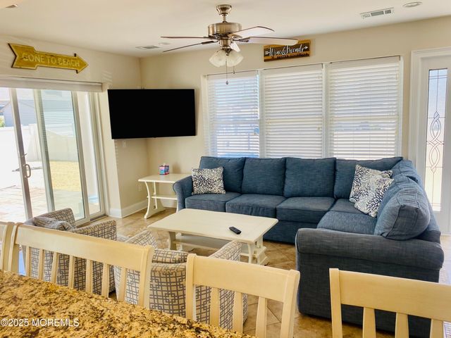 10 4th Avenue 102, Ortley Beach, NJ 08751