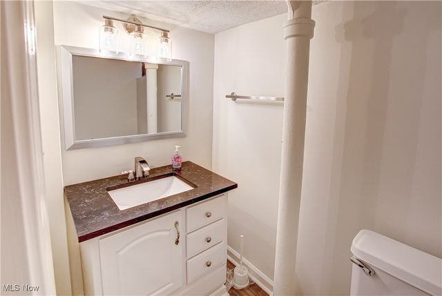 7334 Greenleaf Avenue, Parma, OH 44130