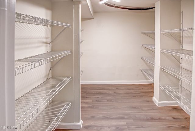 7334 Greenleaf Avenue, Parma, OH 44130