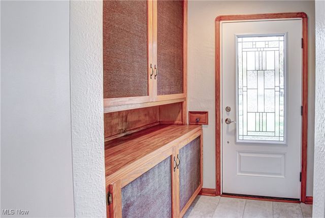 7334 Greenleaf Avenue, Parma, OH 44130