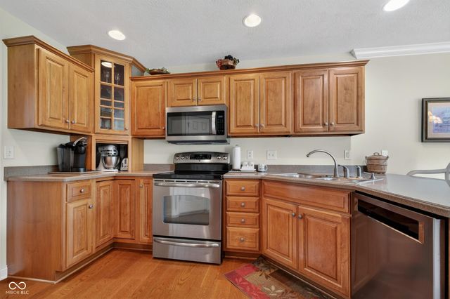 7831 Juniper Lane, Avon, IN 46123