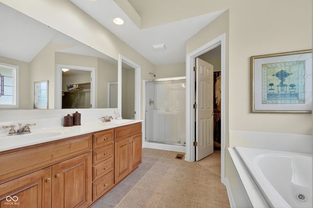 7831 Juniper Lane, Avon, IN 46123