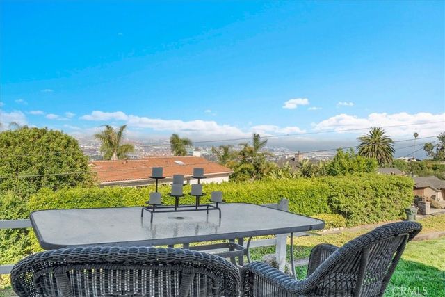 5 Toprail, Rancho Palos Verdes, CA 90275