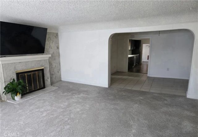 8216 S Van Ness Avenue, Los Angeles, CA 90047