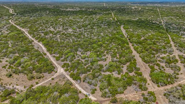 00 PR, Rocksprings, TX 78880