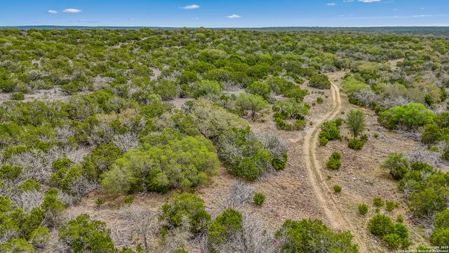00 PR, Rocksprings, TX 78880