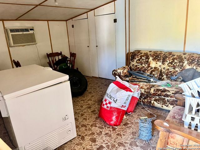 00 PR, Rocksprings, TX 78880