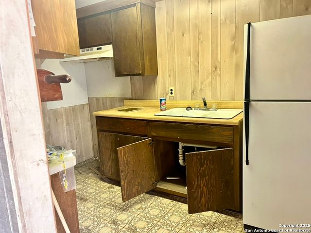 00 PR, Rocksprings, TX 78880