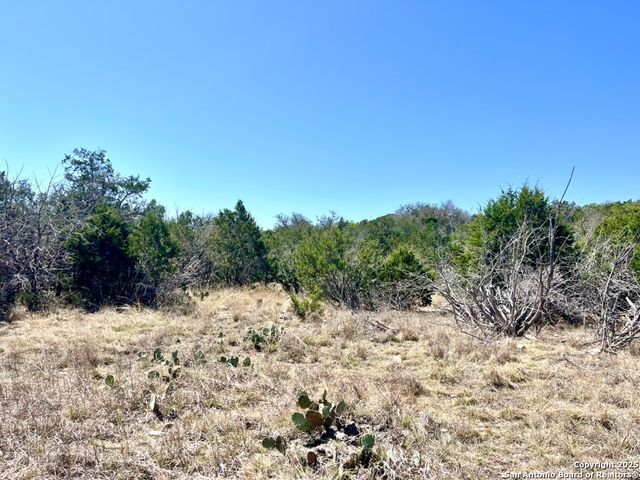 00 PR, Rocksprings, TX 78880
