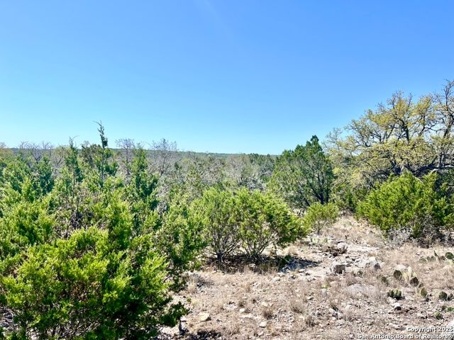 00 PR, Rocksprings, TX 78880