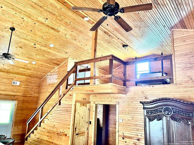 00 PR, Rocksprings, TX 78880