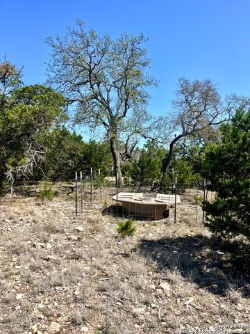 00 PR, Rocksprings, TX 78880