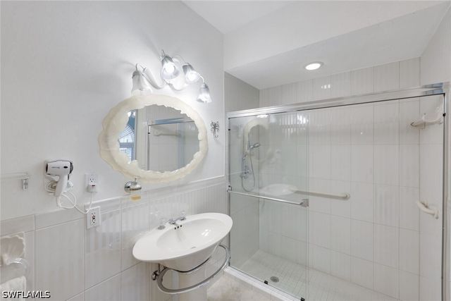 2147 Snook DR, Naples, FL 34102