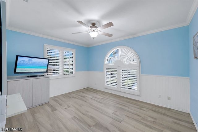 2147 Snook DR, Naples, FL 34102