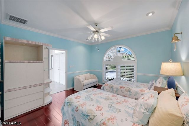 2147 Snook DR, Naples, FL 34102