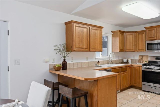 971 Caswell Ave W, Twin Falls, ID 83301