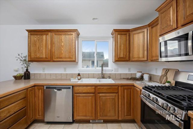 971 Caswell Ave W, Twin Falls, ID 83301