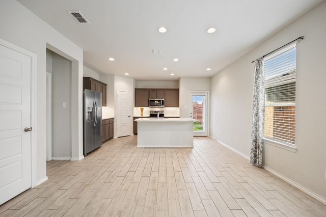 1652 Edgeway Drive, Aubrey, TX 76227