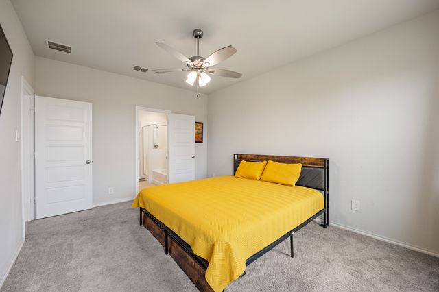 1652 Edgeway Drive, Aubrey, TX 76227