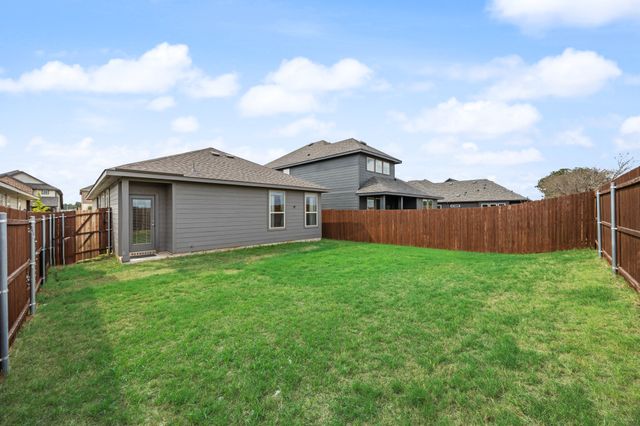 1652 Edgeway Drive, Aubrey, TX 76227