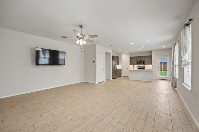 1652 Edgeway Drive, Aubrey, TX 76227