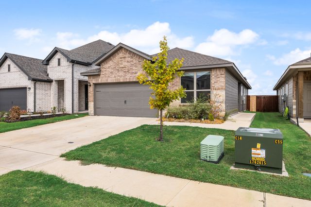 1652 Edgeway Drive, Aubrey, TX 76227