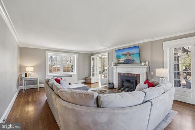 2211 YARDLEY, Yardley, PA 19067