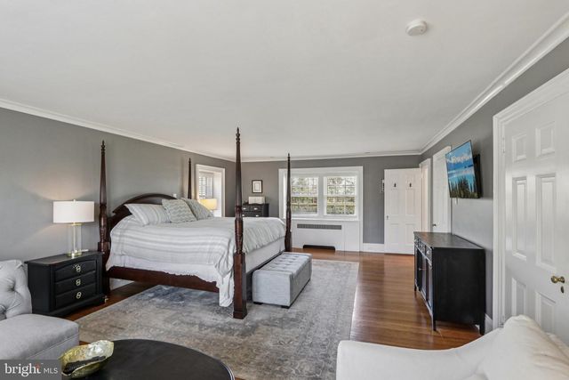 2211 YARDLEY, Yardley, PA 19067