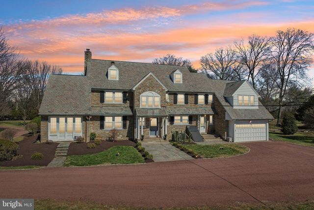 2211 YARDLEY, Yardley, PA 19067