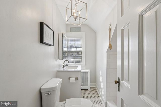 2211 YARDLEY, Yardley, PA 19067