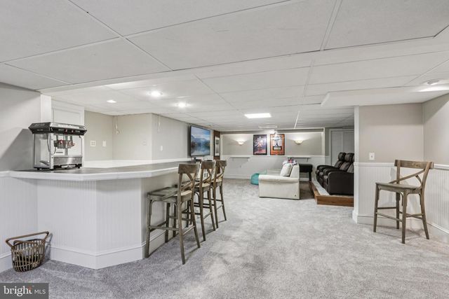 2211 YARDLEY, Yardley, PA 19067