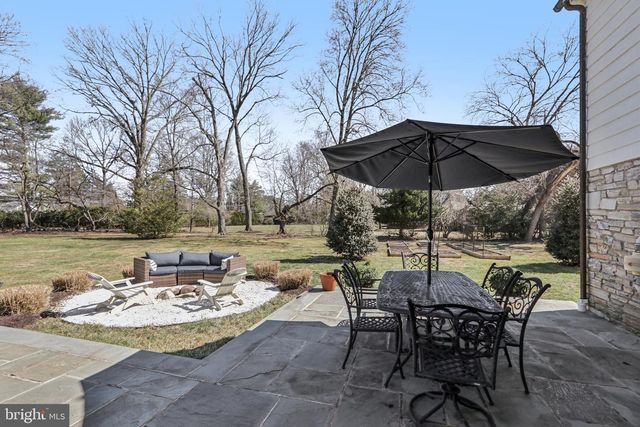 2211 YARDLEY, Yardley, PA 19067