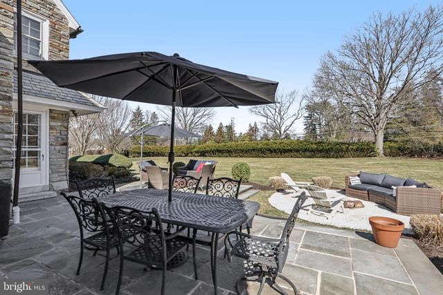 2211 YARDLEY, Yardley, PA 19067