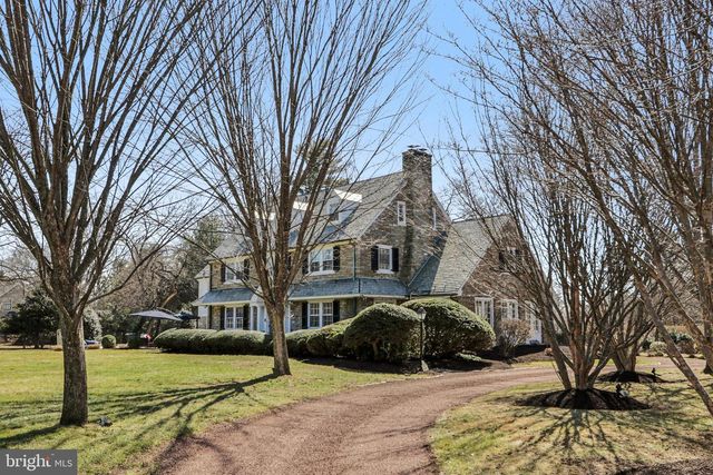 2211 YARDLEY, Yardley, PA 19067