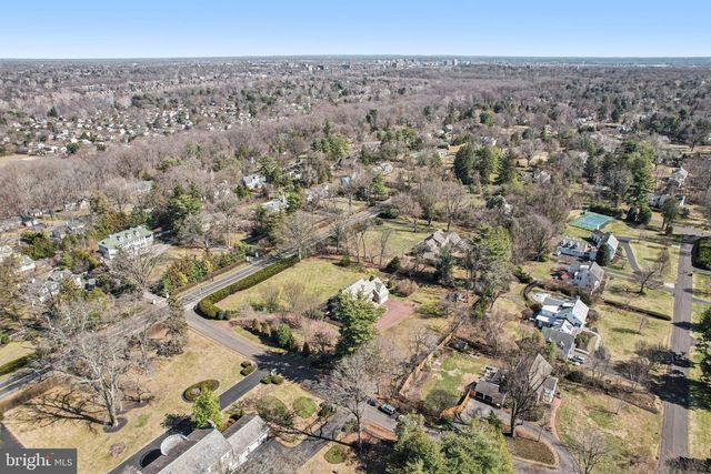 2211 YARDLEY, Yardley, PA 19067