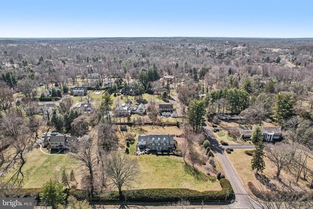 2211 YARDLEY, Yardley, PA 19067