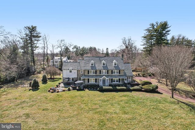 2211 YARDLEY, Yardley, PA 19067