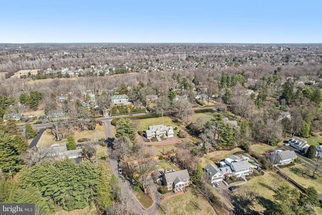 2211 YARDLEY, Yardley, PA 19067