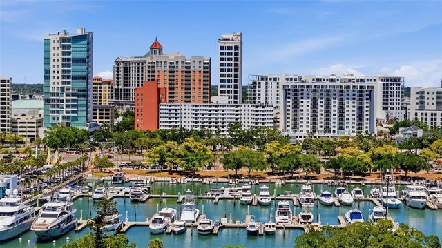 33 S GULFSTREAM AVENUE 704, Sarasota, FL 34236