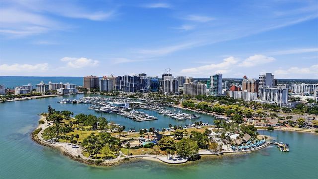 33 S GULFSTREAM AVENUE 704, Sarasota, FL 34236
