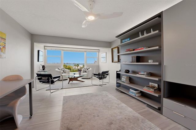 33 S GULFSTREAM AVENUE 704, Sarasota, FL 34236